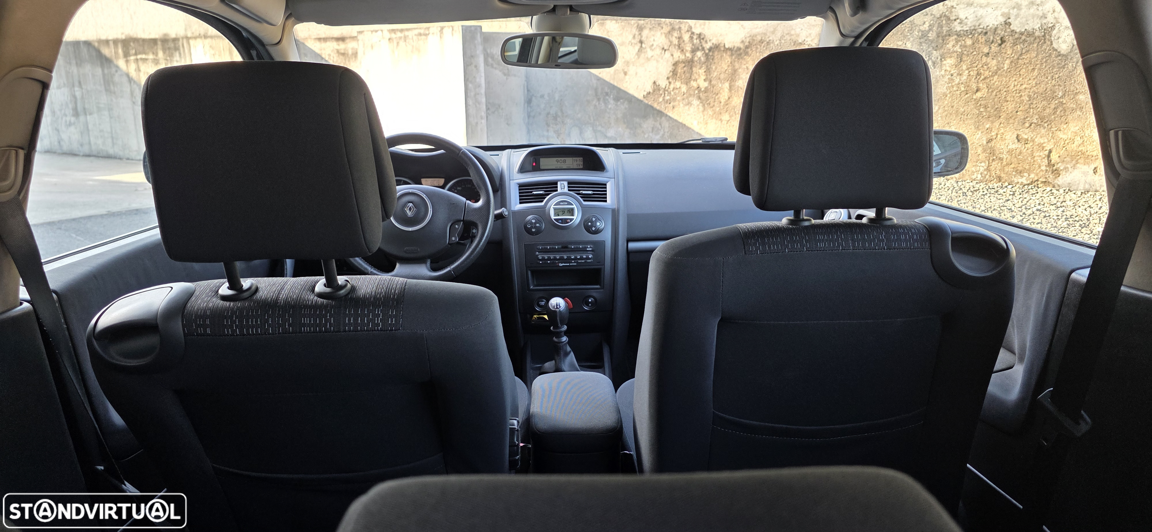 Renault Mégane 1.5 dCi Dynamique S - 10