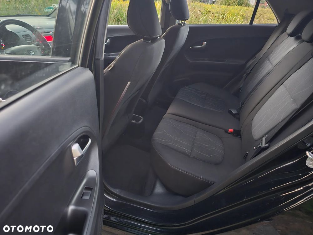 Kia Picanto - 22