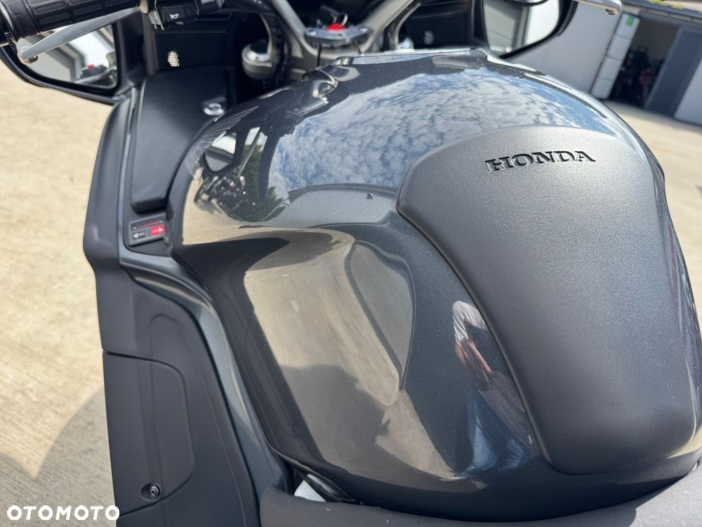 Honda ST - 17