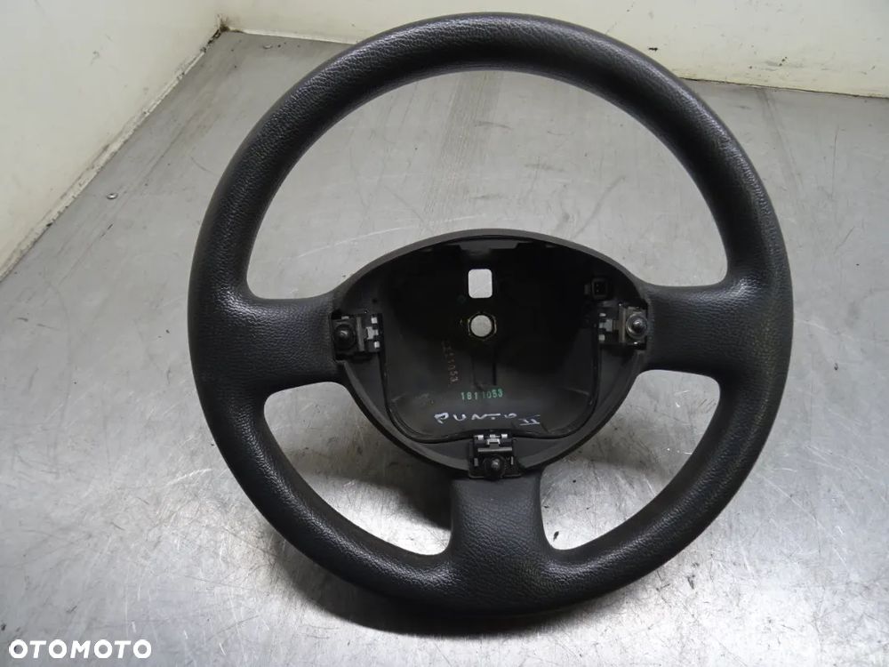 FIAT PUNTO II 99-03 1.2B KIEROWNICA 50545100 - 1