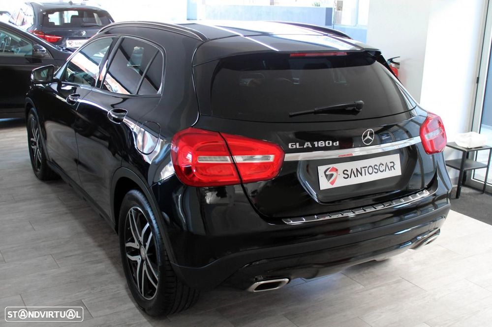 Mercedes-Benz GLA 180 d Urban - 7