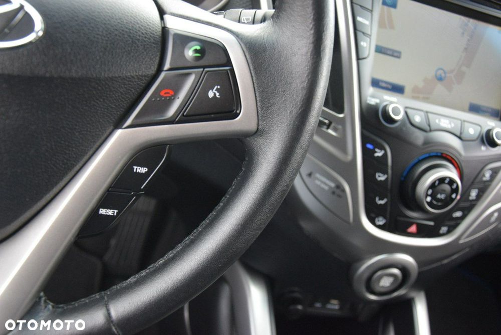 Hyundai Veloster 1.6 Style - 34