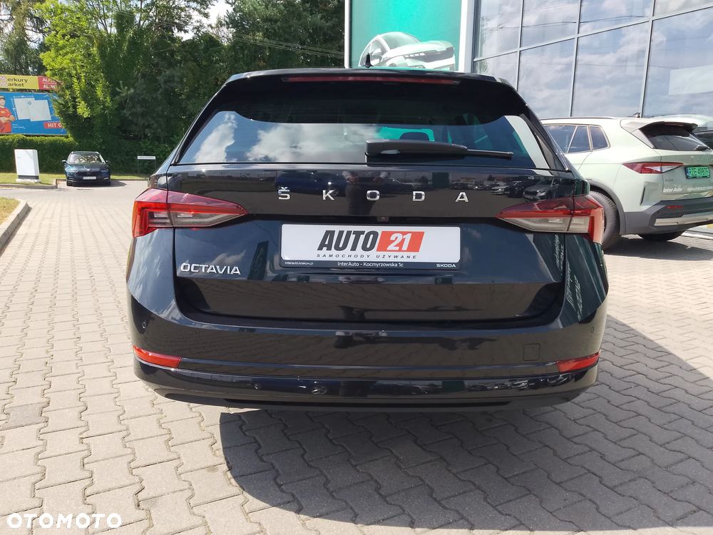 Skoda Octavia - 7