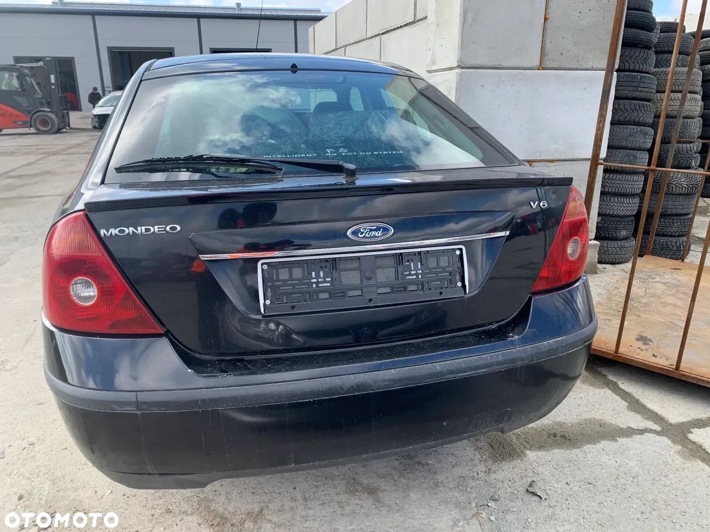 LAMPA TYŁ PRAWA LEWA MONDEO MK3 SEDAN - 1