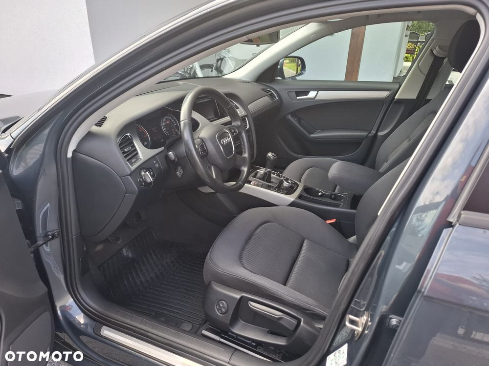 Audi A4 Avant 2.0 TDI - 7