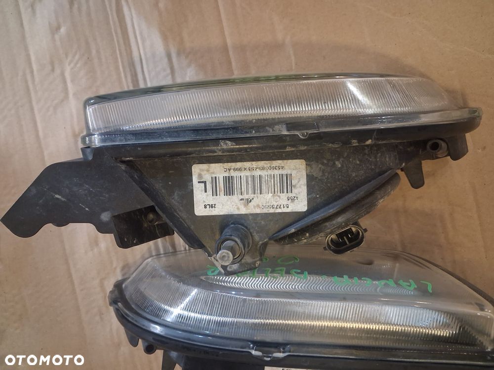Halogen przód LANCIA DELTA III prawy lewy  OE - 2