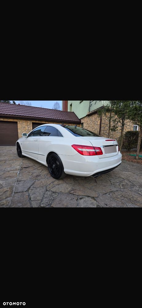 Mercedes-Benz Klasa E 350 CDI DPF Coupe BlueEFFICIENCY 7G-TRONIC Avantgarde - 5