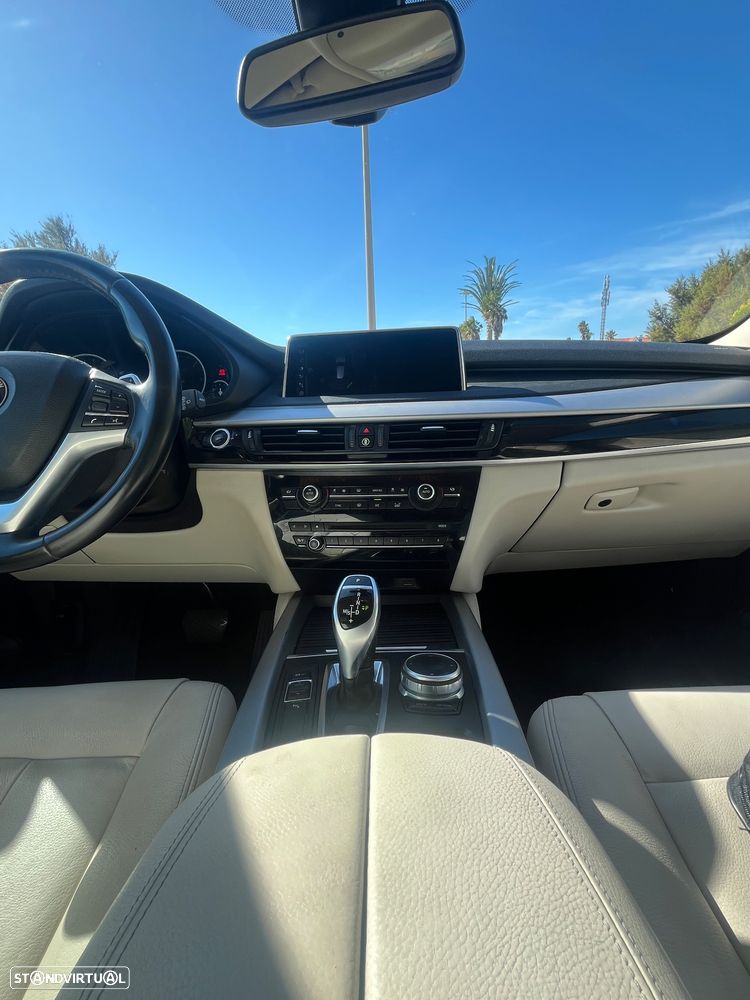 BMW X5 25 d sDrive Comfort 7L - 23