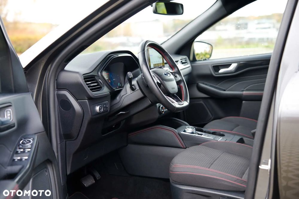 Ford Kuga 2.0 EcoBlue 4x4 ST-LINE - 10