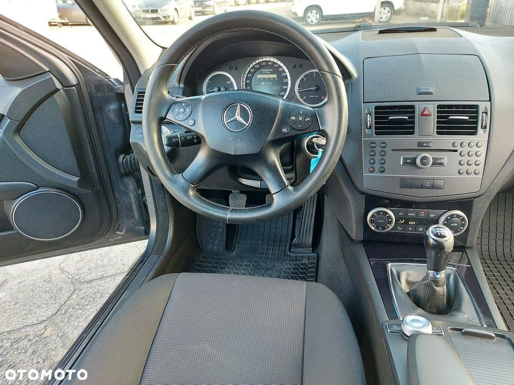Mercedes-Benz Klasa C - 16