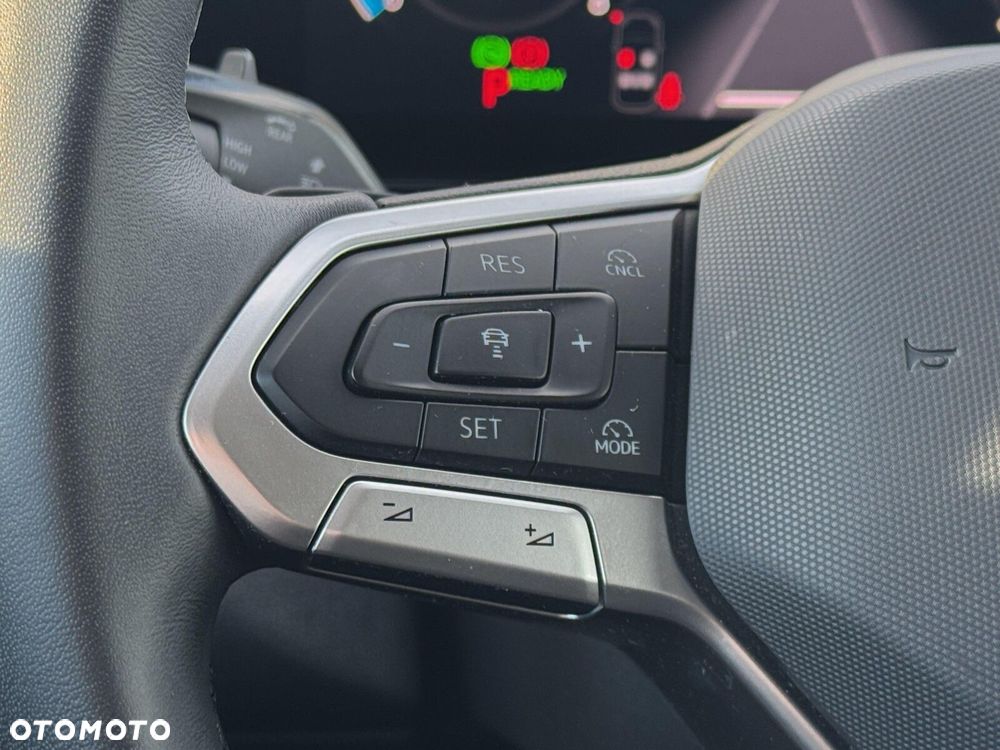 Volkswagen T-Roc 1.5 eTSI Life DSG - 13