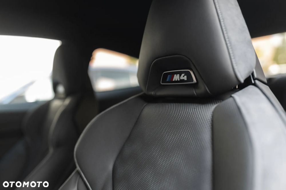 BMW M4 Competition M xDrive sport - 18