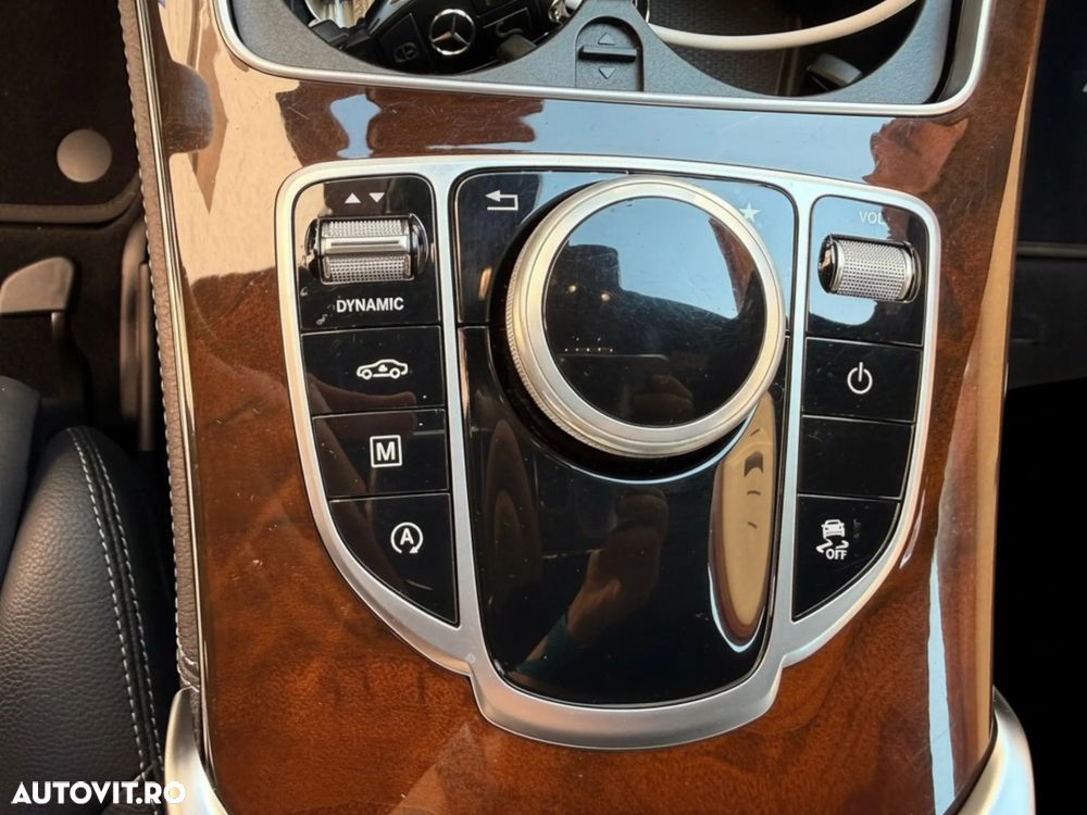 Mercedes-Benz GLC - 22