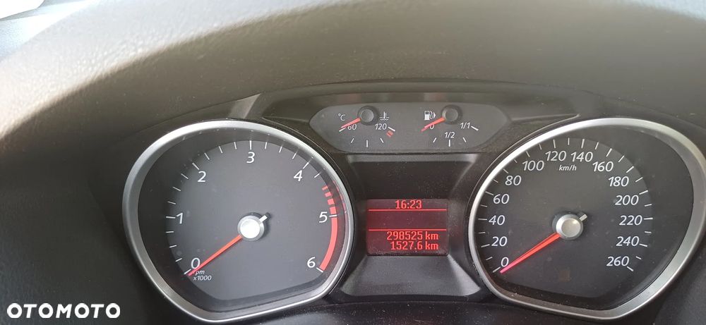Ford Mondeo 1.8 TDCi Titanium - 12
