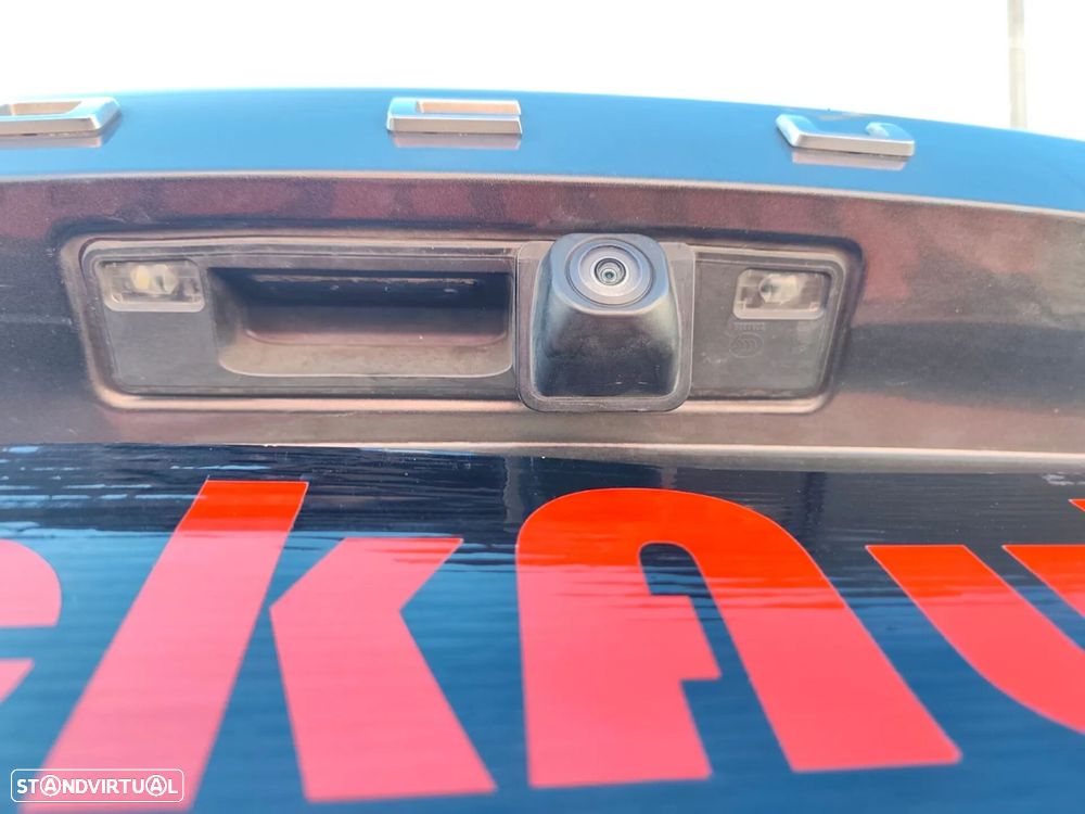 Ford Focus SW 1.0 EcoBoost MHEV ST-Line Design SIP - 9