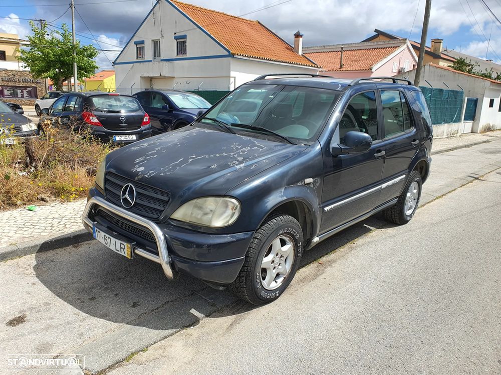 Mercedes-Benz ML 230 Standard - 1