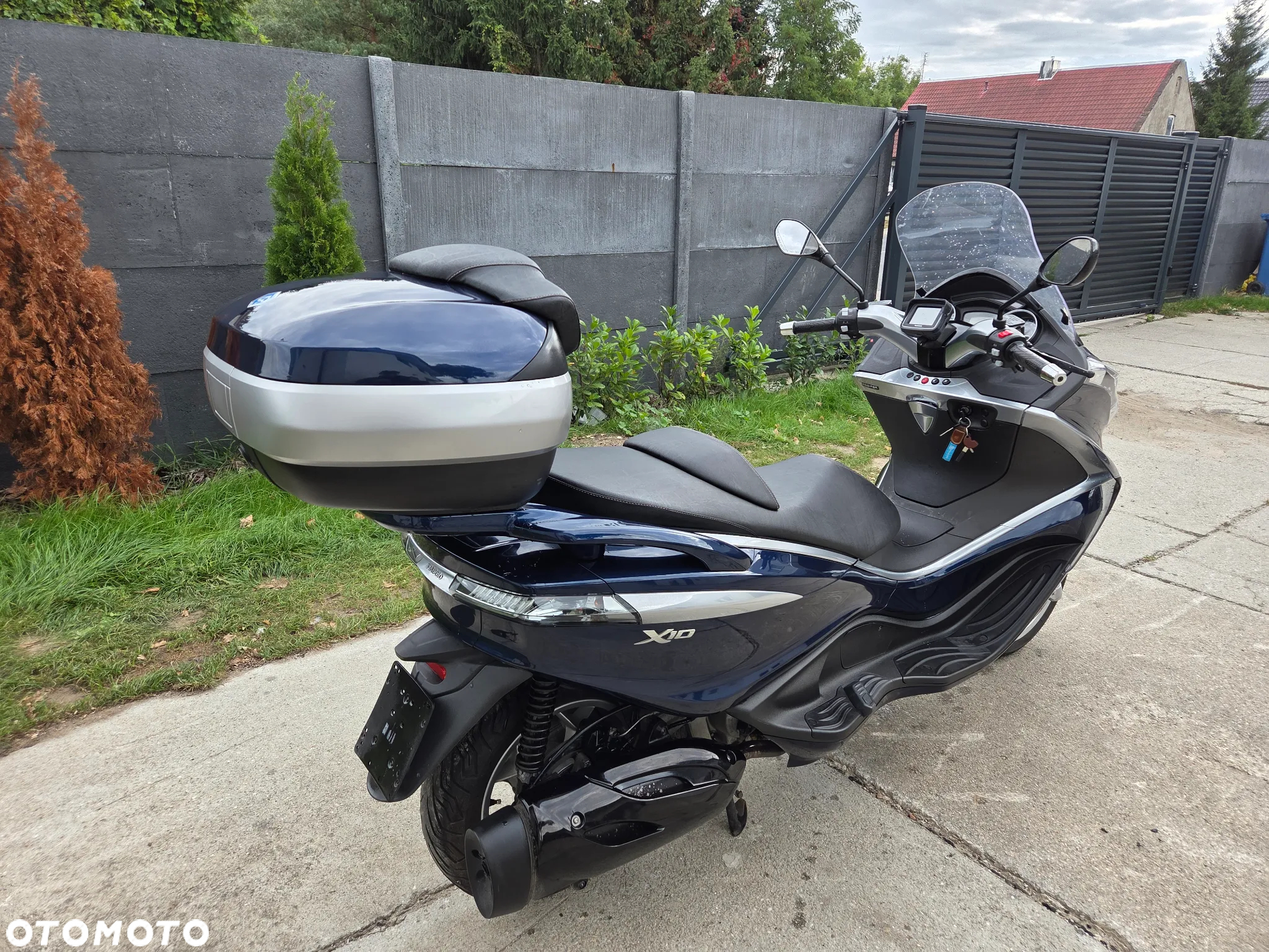 Piaggio X10 - 5