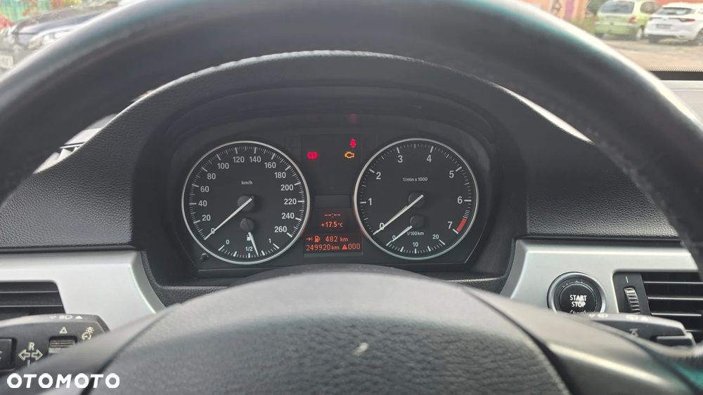 BMW Seria 3 - 25