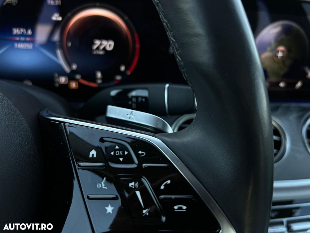 MERCEDES-BENZ E-Class 2022 — imagine 28