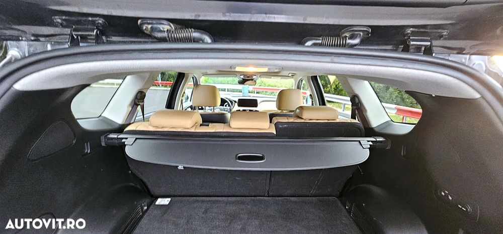 Hyundai Santa Fe - 10