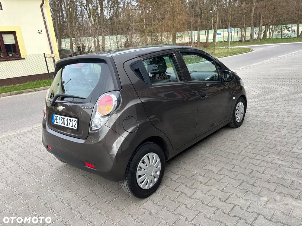 Chevrolet Spark - 18