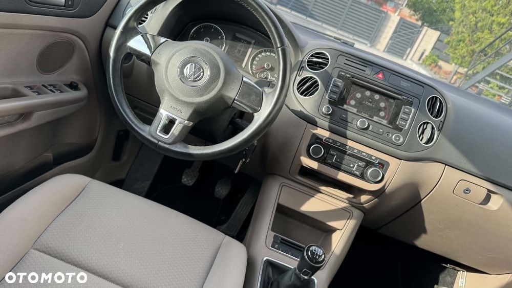 Volkswagen Golf Plus - 13