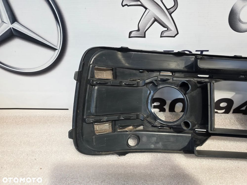 AUDI Q7 4M0 II 14- LEWA KRATKA BOCZNA ZDERZAKA PRZEDNIEGO PRZÓD NR 4M0807681S NR AUKCJI KB13 - 8