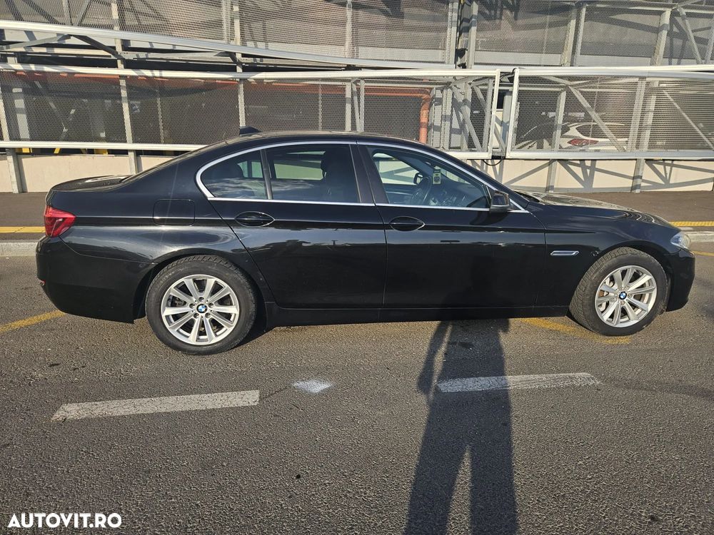 BMW Seria 5 525d Touring Sport-Aut. - 7