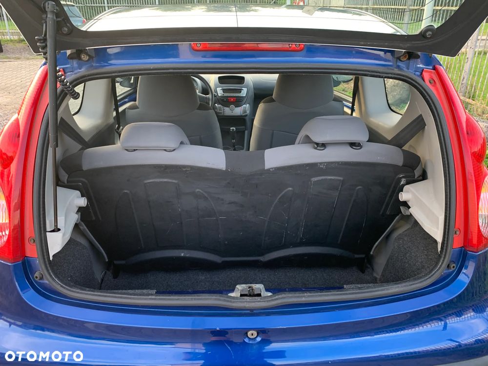 Peugeot 107 - 8