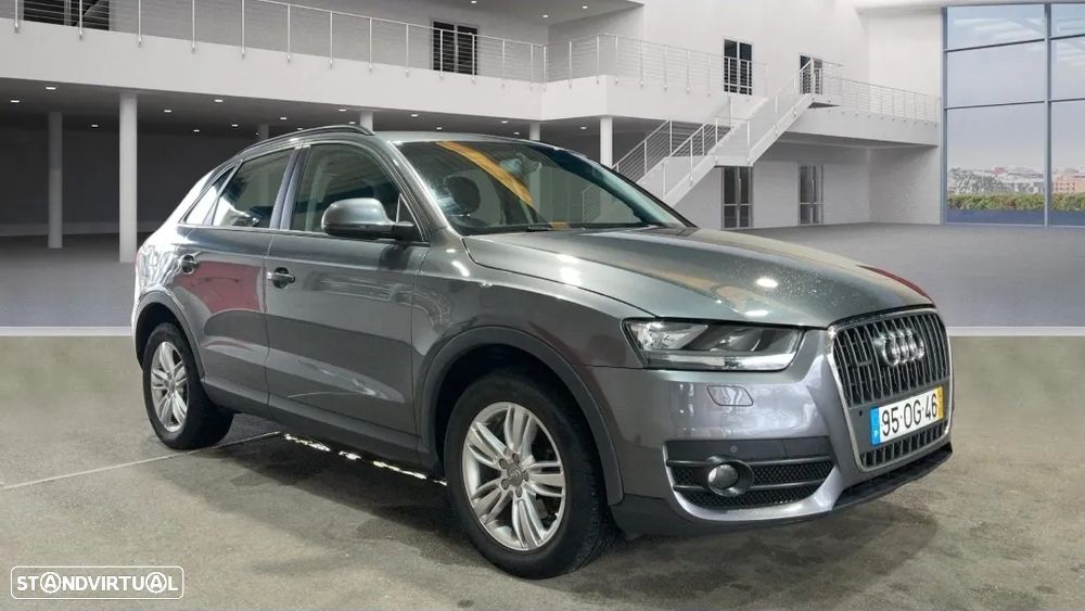 Audi Q3 2.0 TDI quattro Attraction S-tronic - 3