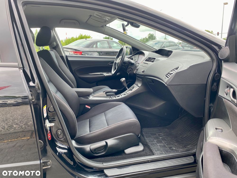 Honda Civic 1.8 Comfort - 14