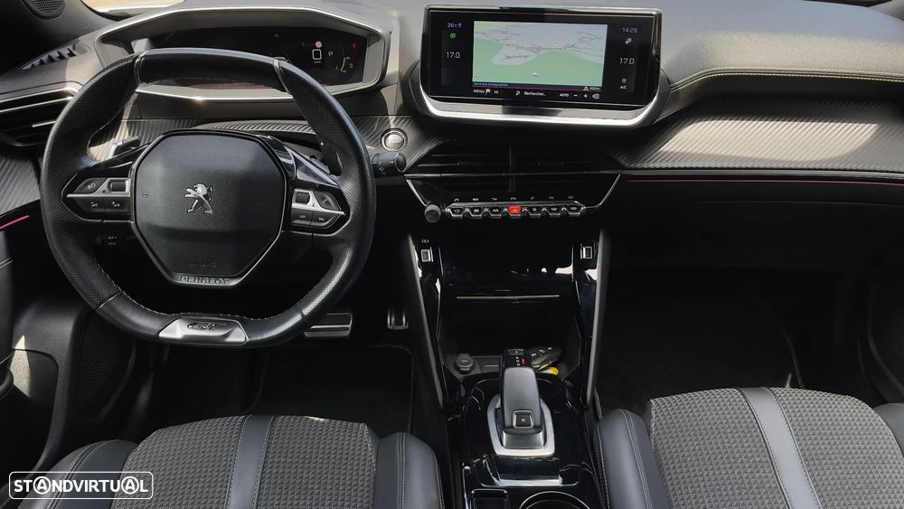 Peugeot 2008 PureTech 130 EAT8 GT - 28