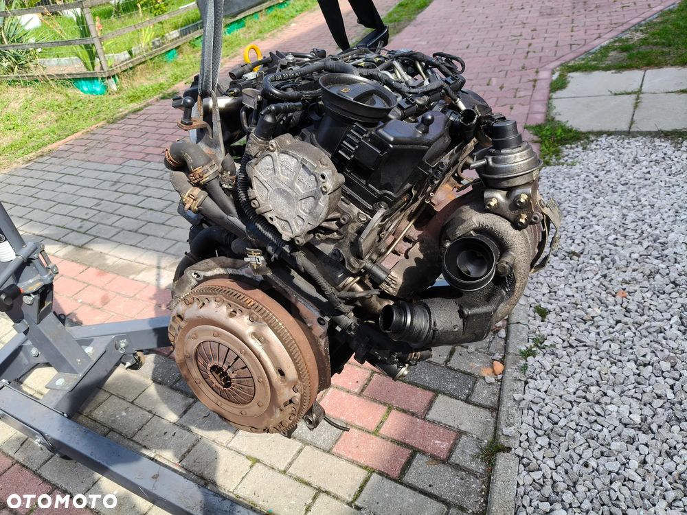 Kompletny Silnik VW Audi 1.6 TDI CAY - 2