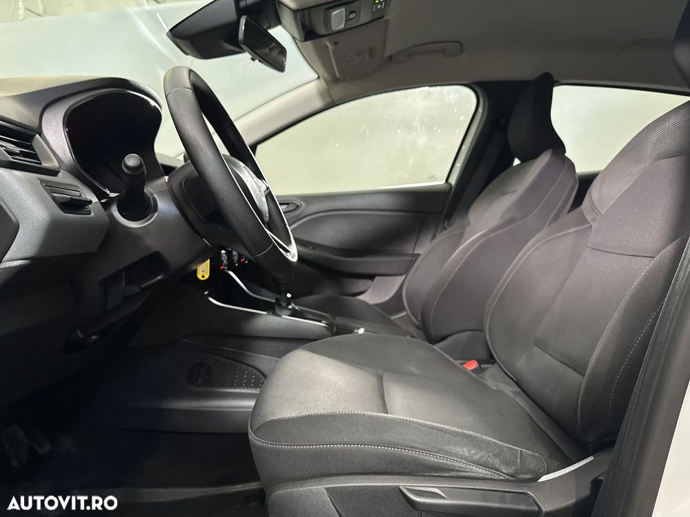 Renault Clio - 21
