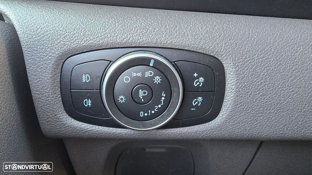 Ford Transit Custom 280L1 2.0 TDCi H1-Tecto Baixo Trend - 12