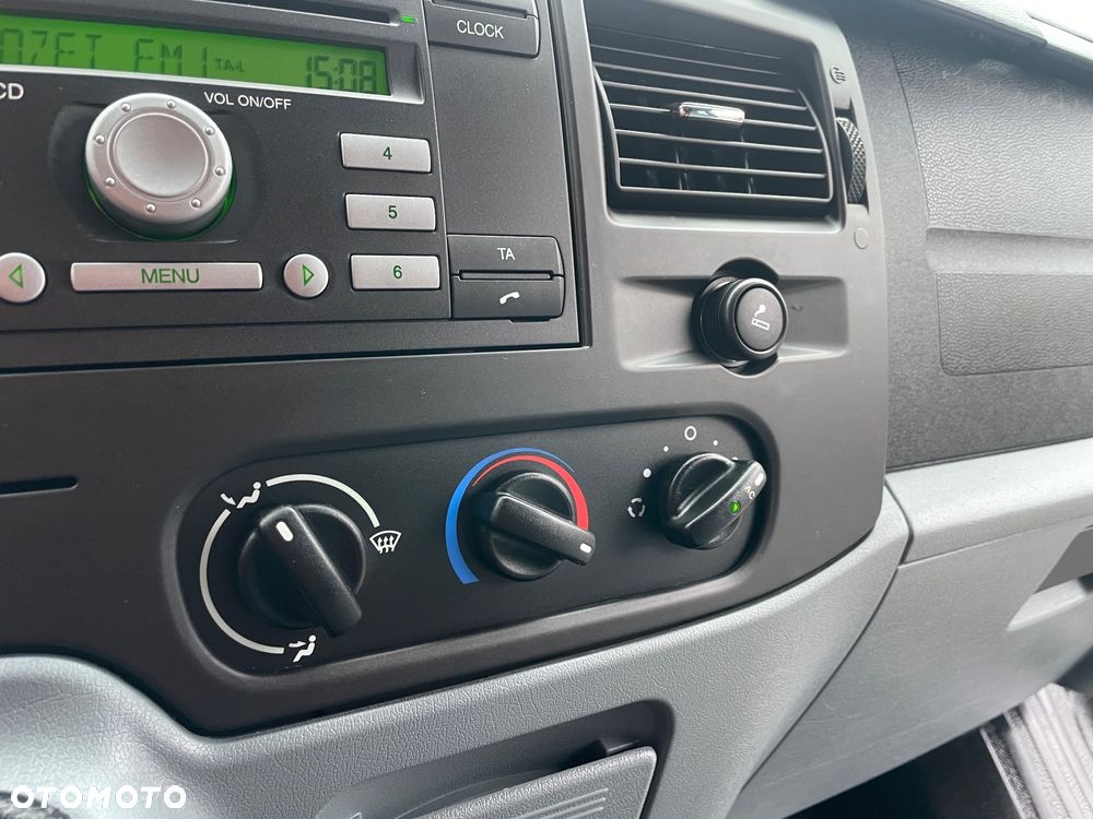 Ford Transit - 31