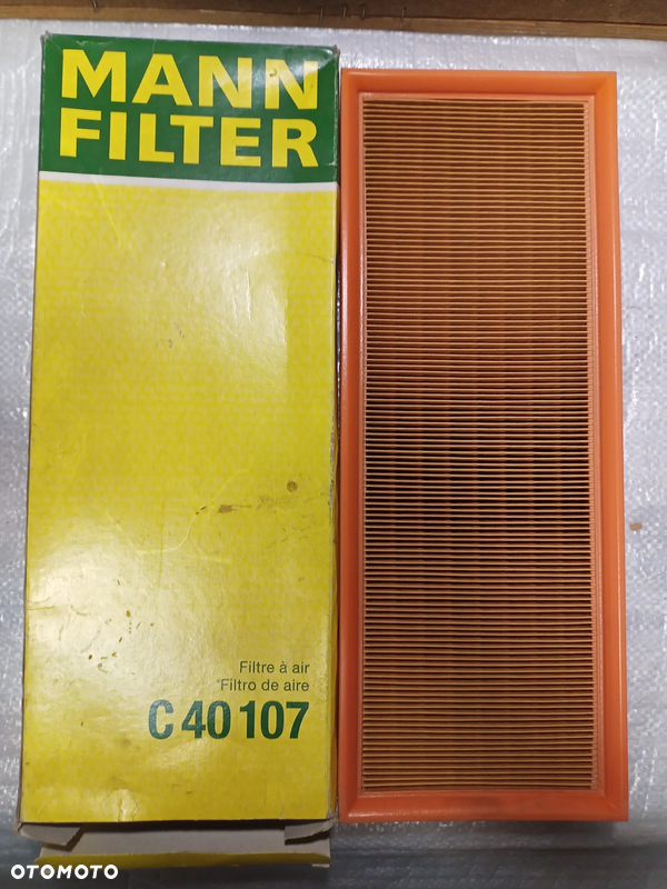 Filtr powietrza Mann-Filter C40 107