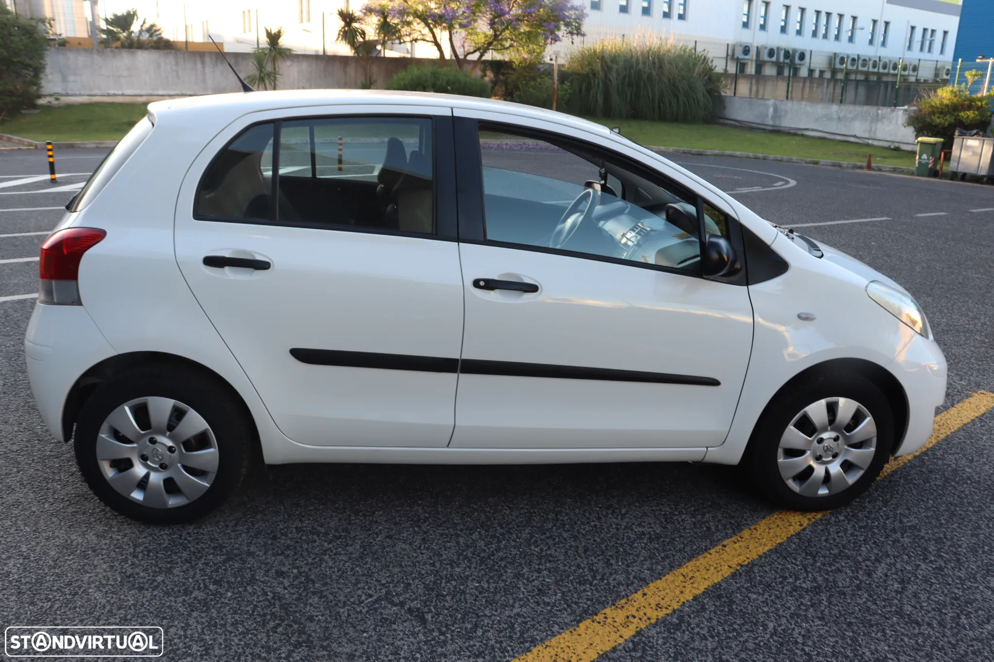 Toyota Yaris 1.0 VVT-i Comfort - 50