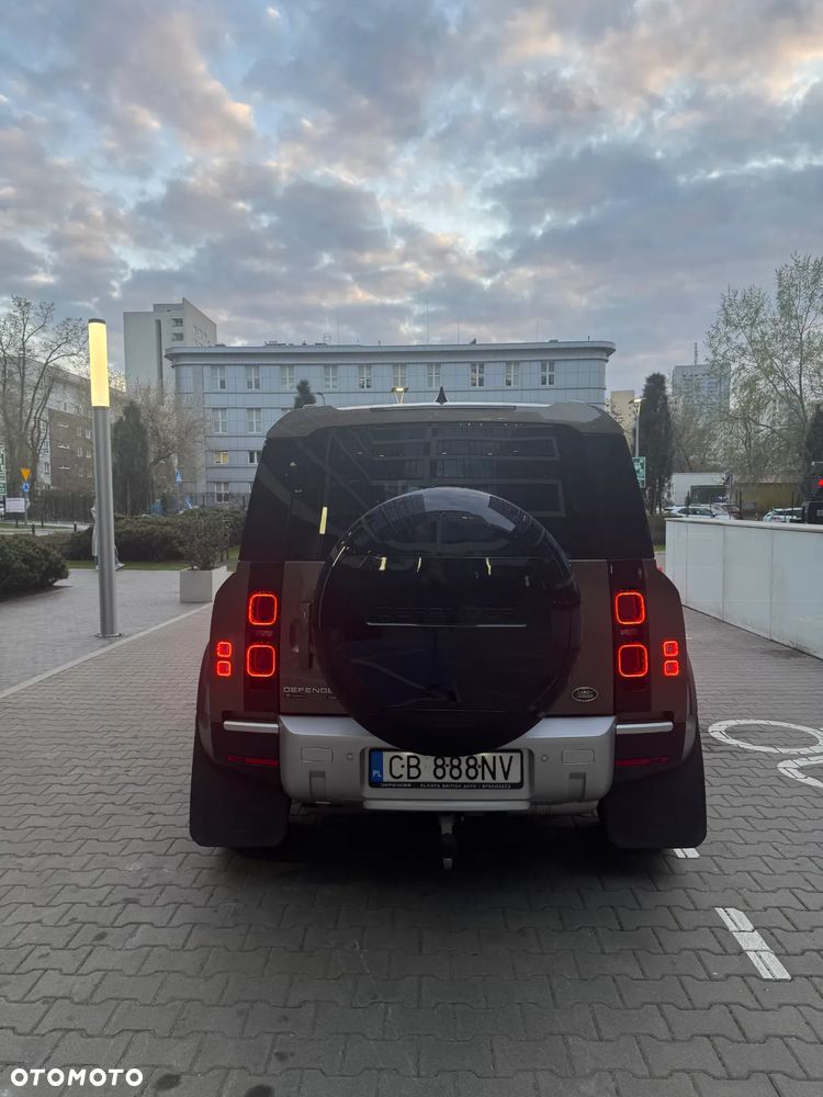 Land Rover Defender 110 3.0 D300 mHEV SE - 16