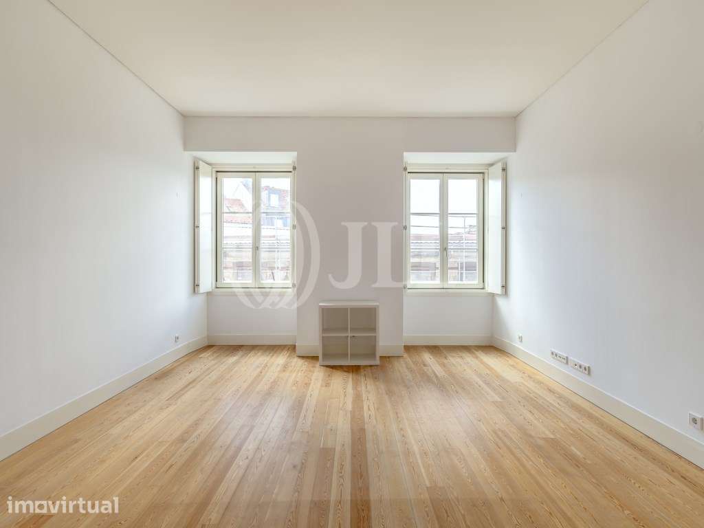 Apartamento T1 com garagem no Chiado em Lisboa - Grande imagem: 2/20