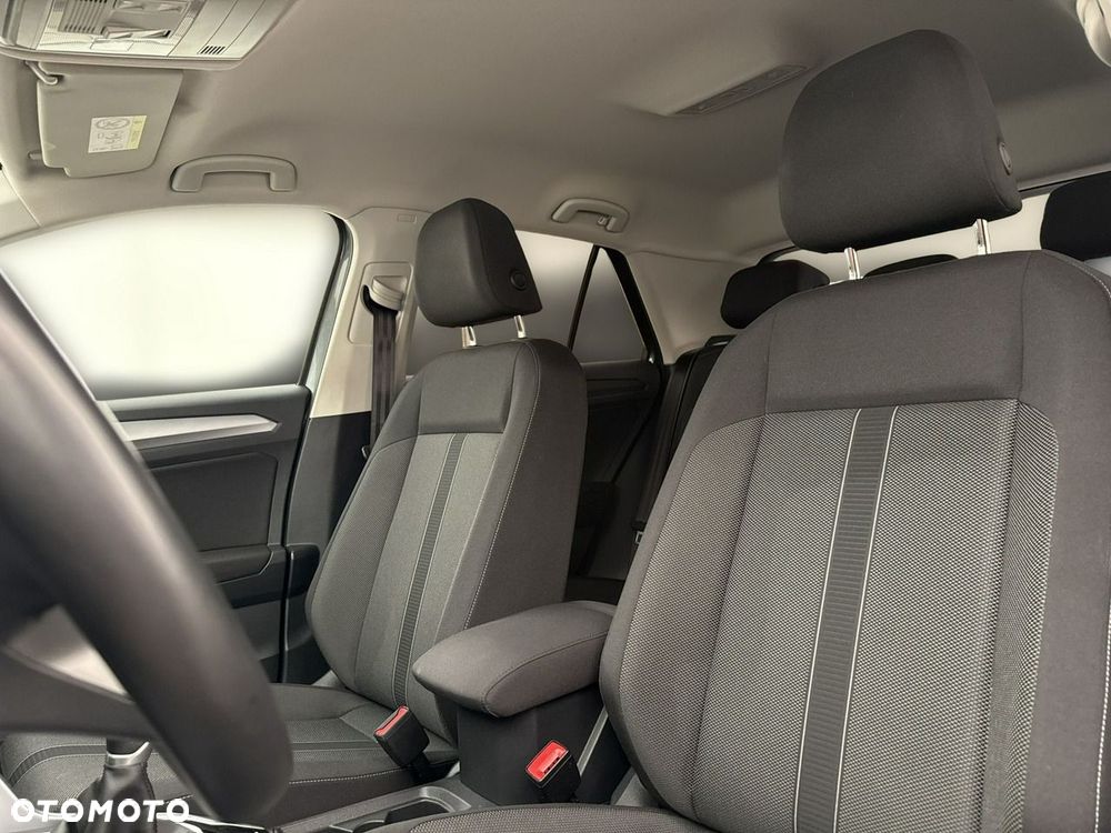 Volkswagen T-Roc - 12