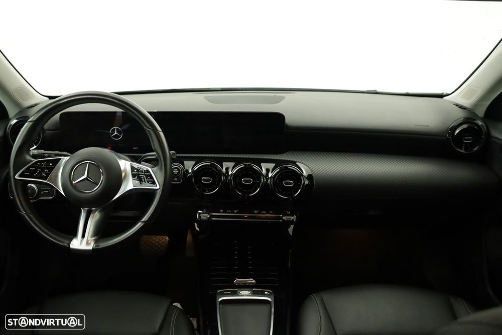 Mercedes-Benz A 200 Standard - 8
