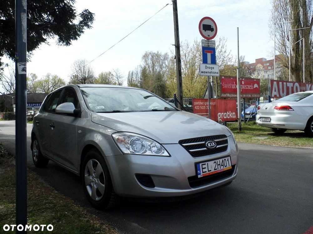 Kia Ceed - 3
