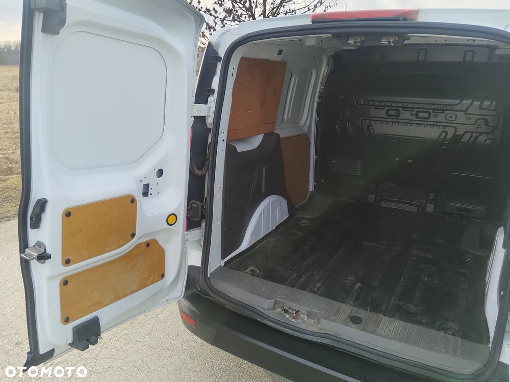 Ford Transit Connect 240 L2 Autm Trend - 17