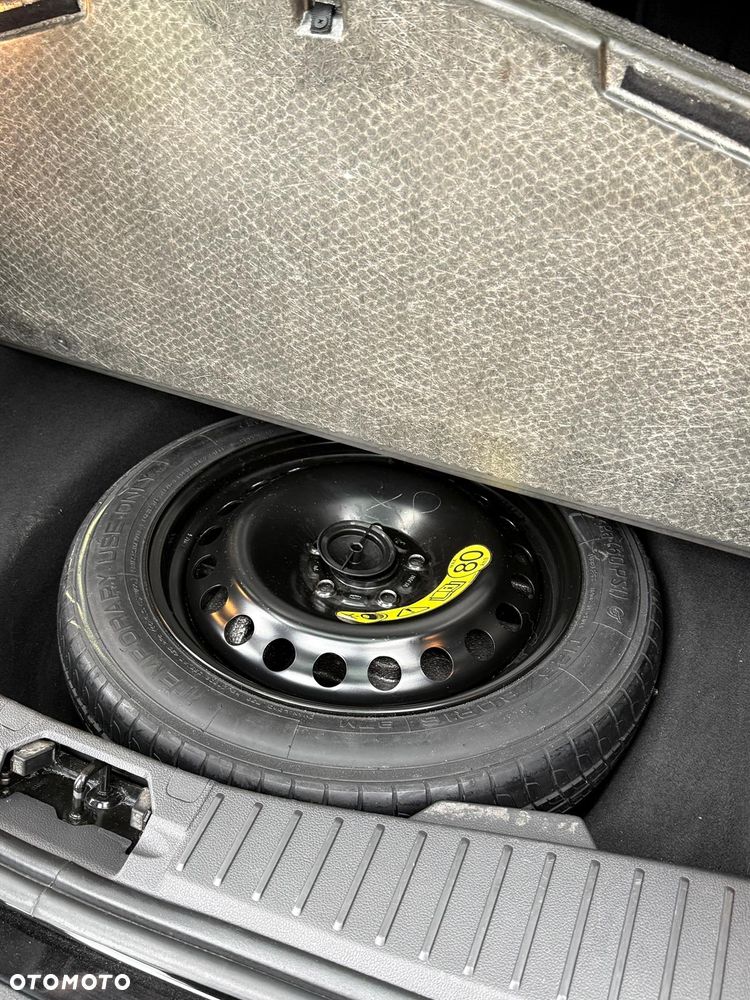 Ford Grand C-MAX 1.5 EcoBoost Start-Stopp-System Titanium - 23