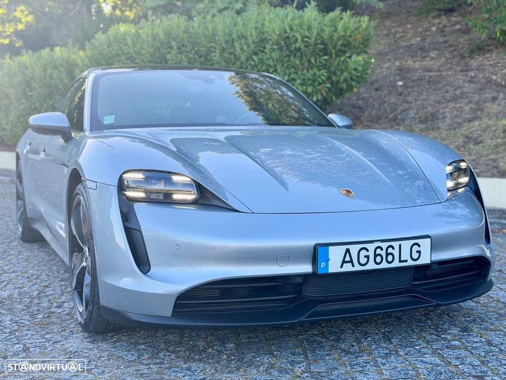 Porsche Taycan Standard - 18