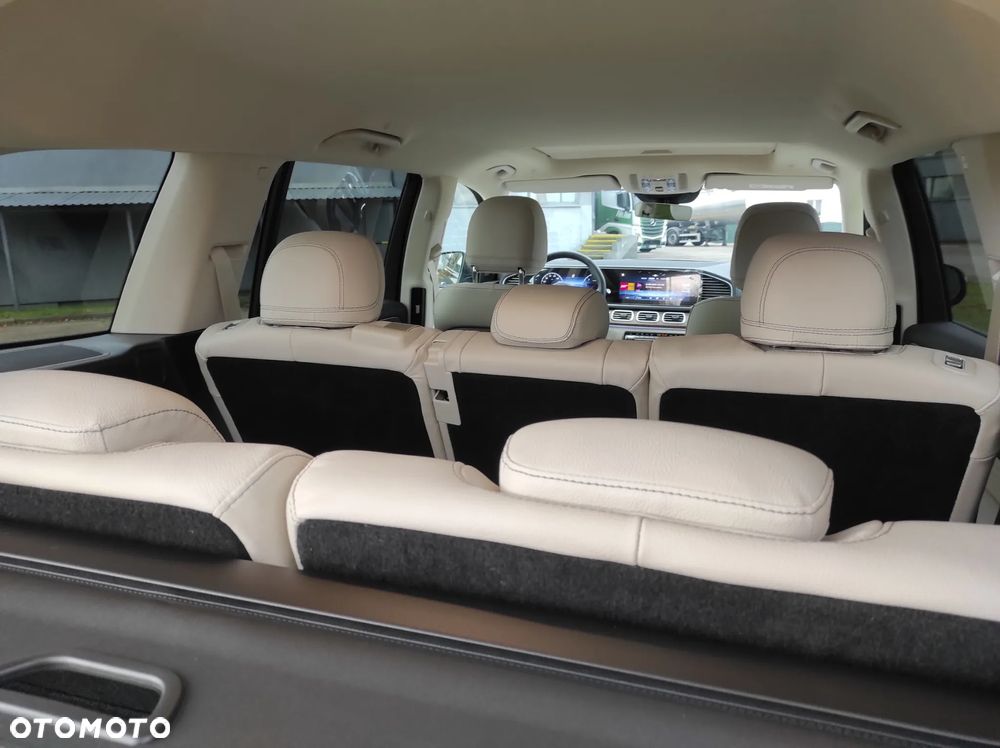 Mercedes-Benz GLS - 14