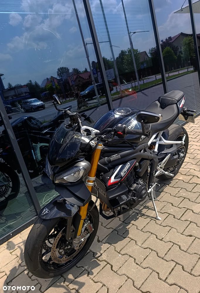 Triumph Speed Triple - 16