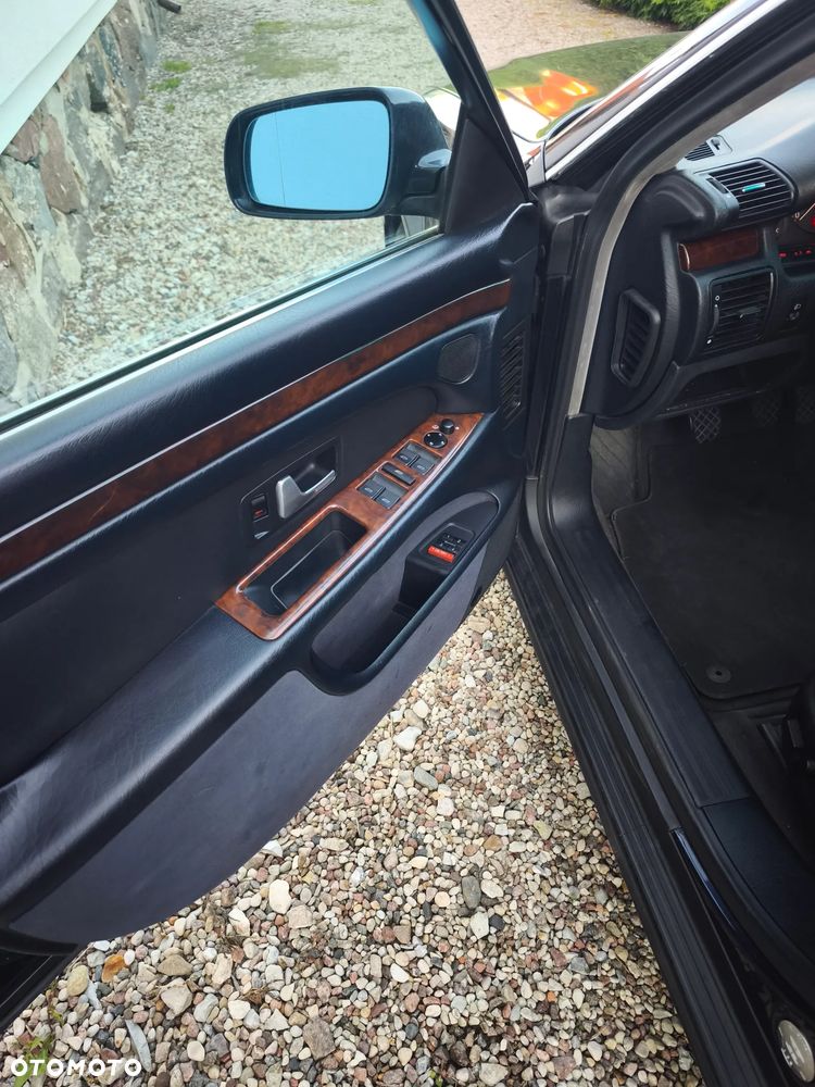 Audi A8 2.8 - 15