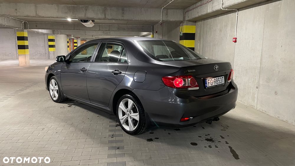 Toyota Corolla 1.6 Active - 3